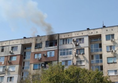 Апартамент гори в сграда в Кючука За това сигнализираха читатели