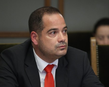 Вътрешният министър за главния секретар на МВР: Ще продължим да работим трудно