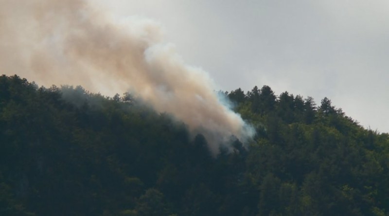 Заради пожарите: Измерват замърсяването на въздуха в Асеновград