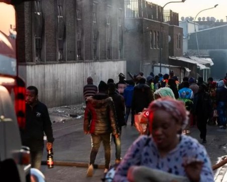 73 са вече жертвите от пожара в Йоханесбург