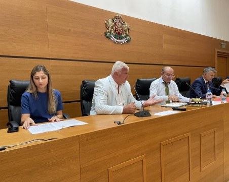 Може ли Община Пловдив да остане без бюджет? Зико отложи гласуването на рамката от 655 млн. лева