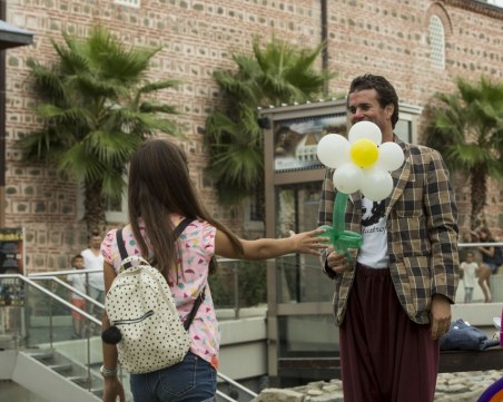 С Есенния салон на изкуствата: Пловдив - столица на музиката, театъра и изложбите