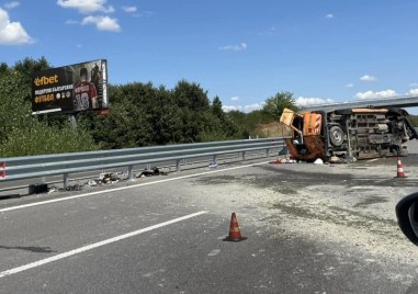 Тежка инцидент стана на магистрала Тракия Камион е катастрофирал в