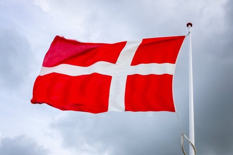 Дания е решила да ограничи до петима руските дипломати, на