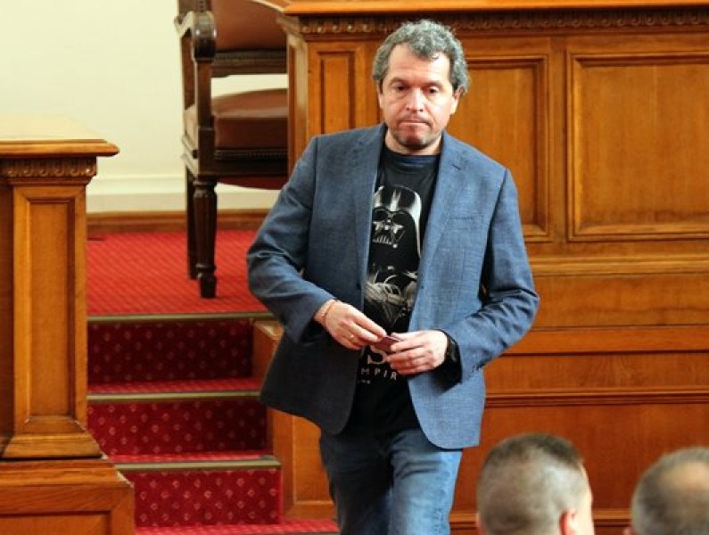 Тошко Йорданов: Очакваме оставката на правителството
