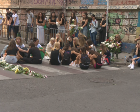 Братовчедка на убитото момче: Вещаеха му голямо бъдеще, а стана жертва на нашата безотговорност