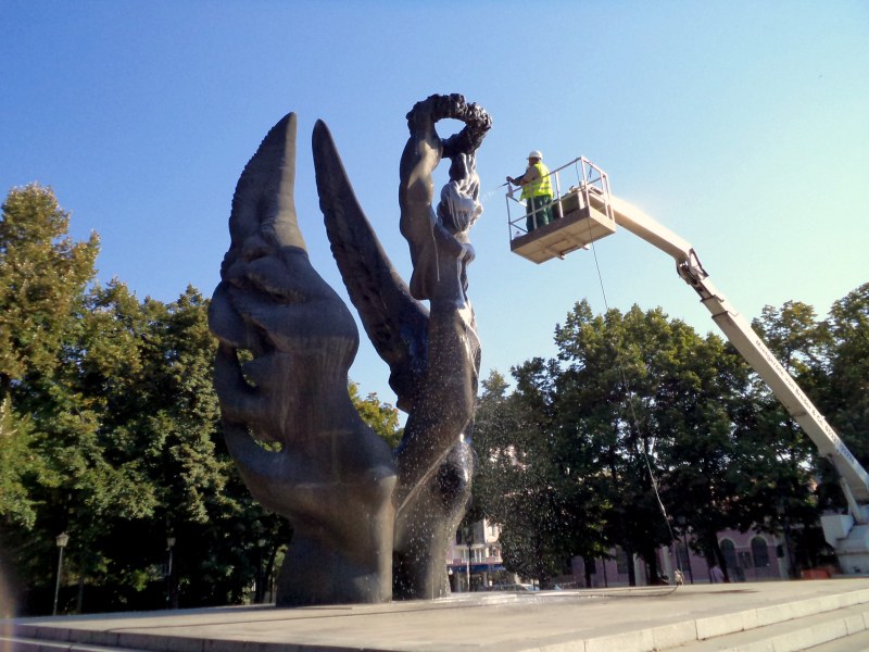 Измиха паметника на Съединението в Пловдив. Всяка година в навечерието