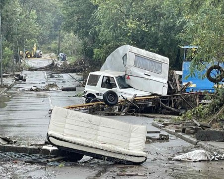 Кметът на Царево: Имаме потвърждение за двама загинали