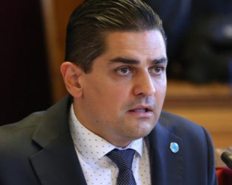 Радостин Василев ще се кандидатира за кмет на София