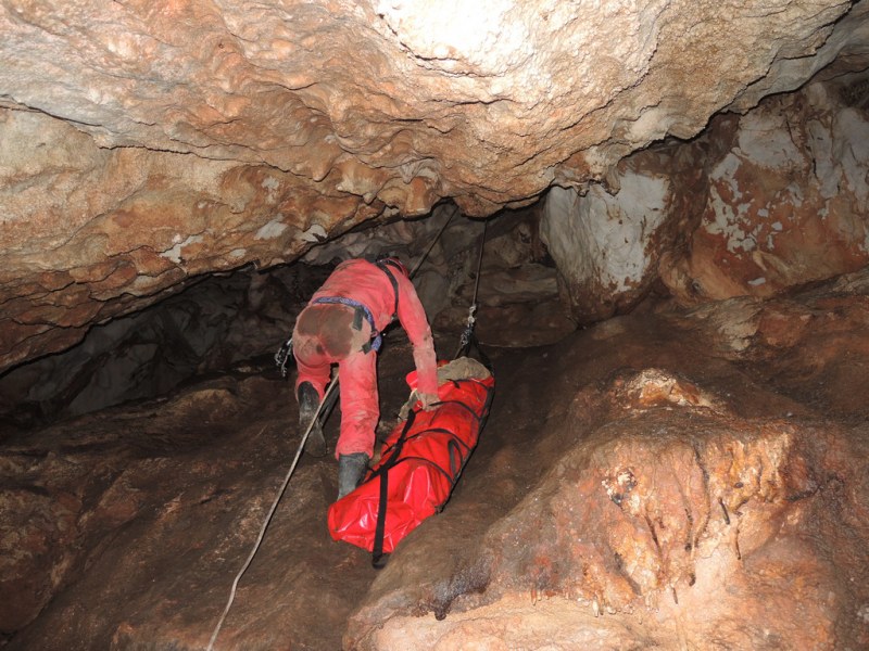 Български доброволци ще се спуснат в пещерата Морджа в Турция, съобщава