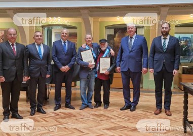Двама знакови артисти получиха титлата почетен гражданин на Пловдив на