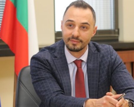 Министър Богданов представя визията за развитието на Панаира в Пловдив пред Общински съвет