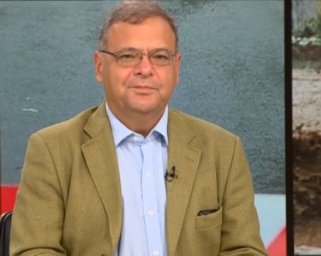 Министър Юлиян Попов: Можем да очакваме по-сериозни и по-чести валежи