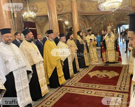 Митрополит Николай отслужи тържествен молебен в  катедрален храм 