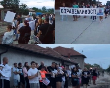 Пореден протест в Цалапица: Близки на убития Митко обградиха къщата на бабата на близнаците