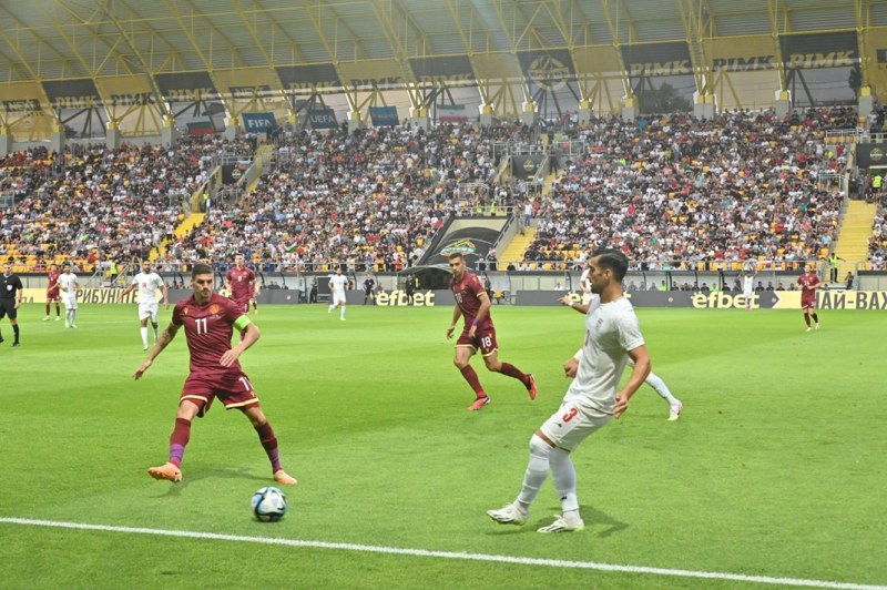 Близо 12 000 за първия мач на националите в Пловдив от 40 години, България загуби от Иран