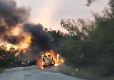 Кола се запали на пътя Брестовица Първенец стана ясно