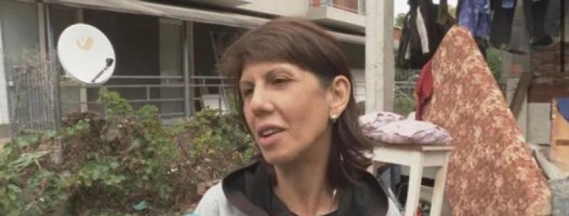 Семейство остана без дом и иска фургон, за да има