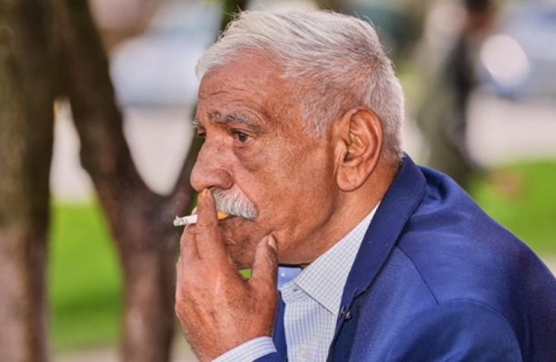 Почина бащата на Софи Маринова, певицата отменя участията си за месец