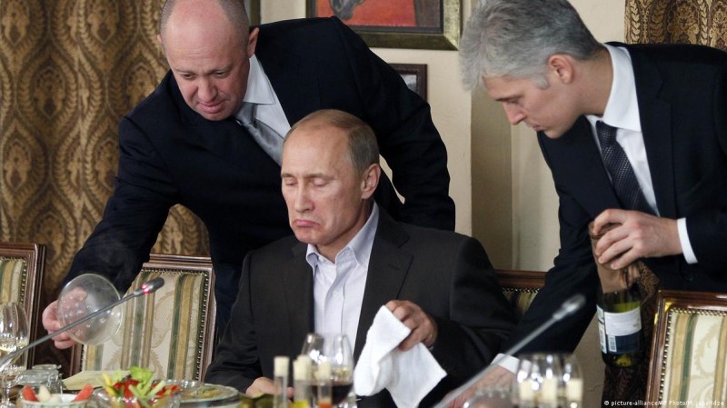 Конспиратор N1 на Русия: Пригожин е жив, Путин е болен, представят го двама двойници