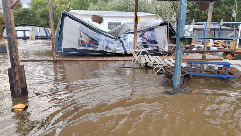 Властта препоръчва да не се използват плажовете по наводнените райони по Черноморието