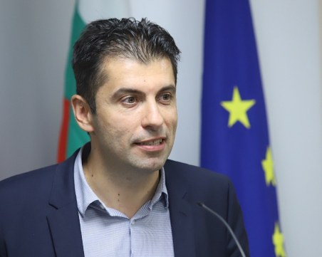 Кирил Петков: Никога не съм получавал обаждане от Алексей Петров