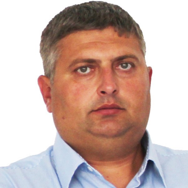 Областният председател на Да, България в Пазарджик, Николай Янев, обяви