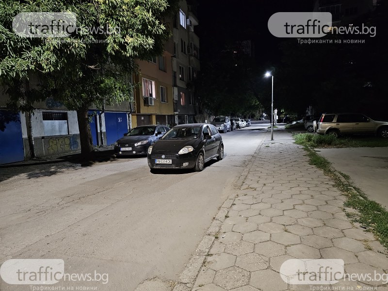 Пловдиванин заряза колата си в средата на улица в Кършияка