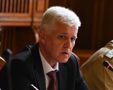 Димитър Стоянов: Не може да се сменят шефовете на службите през три месеца