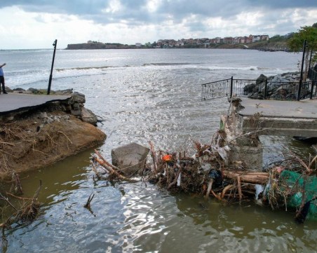 Кметът на Царево: Веднага трябва да започне укрепването на стената на язовир „Потурнашки