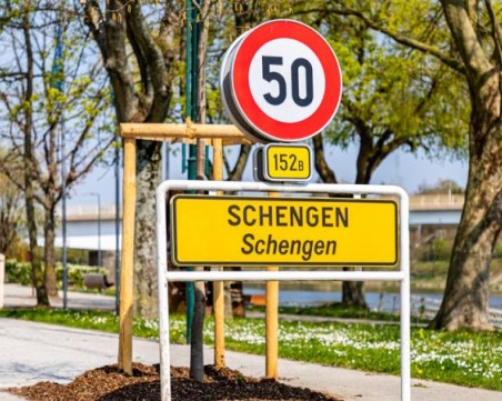 Нидерландски евродепутат за ветото на България: Няма да отстъпим до ноември