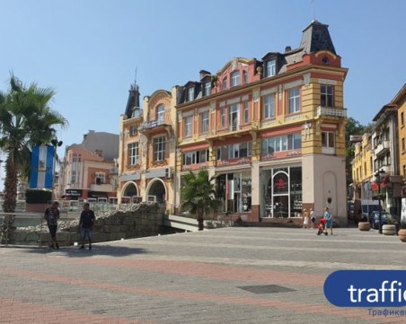 Слънце ще пече цял ден в Пловдив, температурите стигат 30°