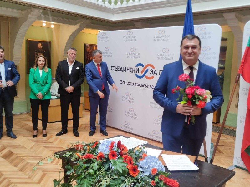 Коалиция Съединени за Пловдив официално издигна Славчо Атанасов  за кмет