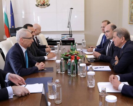 На среща с премиера: „Лукойл