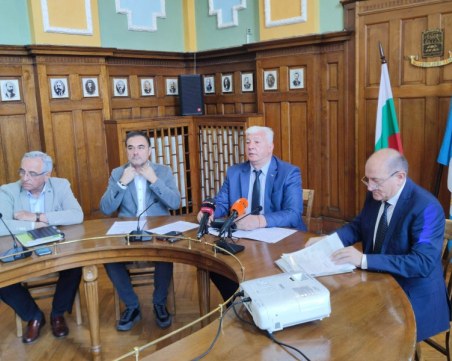 Община Пловдив пред финансов колапс, парите в хазната свършиха