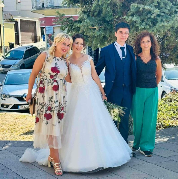 Новата шефка на ОИК – Пловдив се омъжи, изкарва медения месец в правене на избори