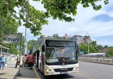 218 автобуса ще се движат от първи учебен ден в