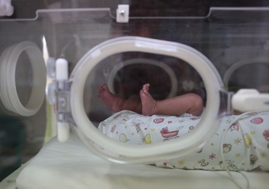 Екипът на Отделението по Неонатология в УМБАЛ Пловдив спаси три бебета