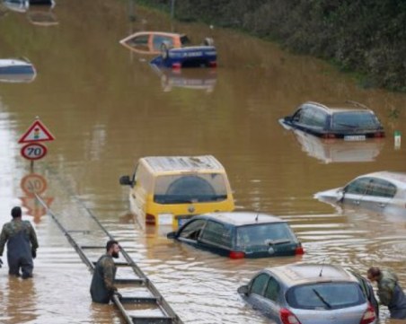 Продължават спасителните акции в Либия, жертвите може да достигнат 20 000
