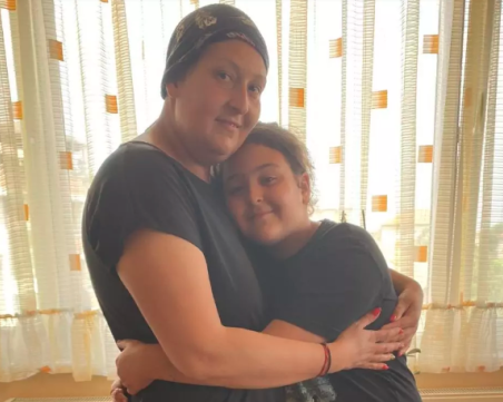 Майка на две деца от Пловдив се нуждае спешно от средства, за да оцелее