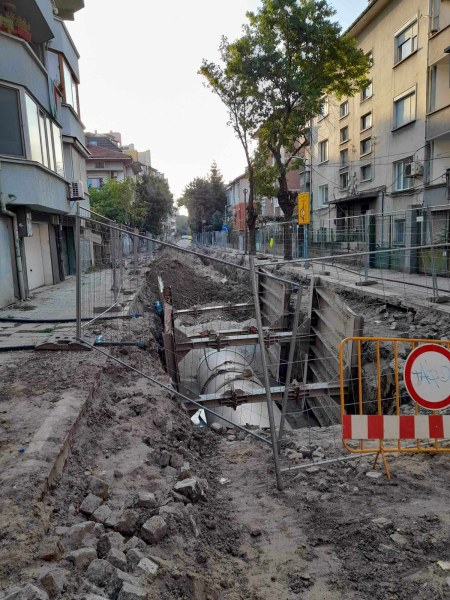 Недоволни пловдивчани блокират последния незатворен булевард в Кюучка