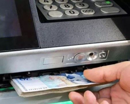 Aсеновградчанин търси човек, теглил пари, но забравил да си ги прибере