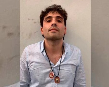 Синът на наркобарона Ел Чапо е екстрадиран в САЩ