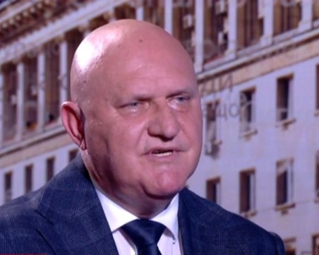 Образователният министър: За 3 г. ще дадем 3 млн. по програма за пътна безопасност на децата