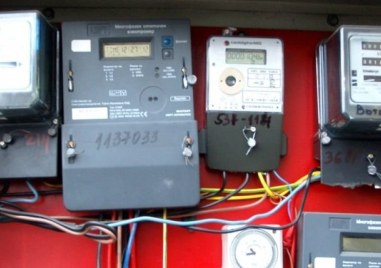 С гласовете на ГЕРБ СДС ПП ДБ и ДПС парламентът прие на