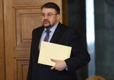 Депутатът от ПП ДБ Настимир Ананиев отрече думите на лидера на