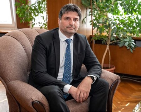 Полицаят, убил при гонка Светльо Младенов, предупредил няколко пъти, че ще стреля