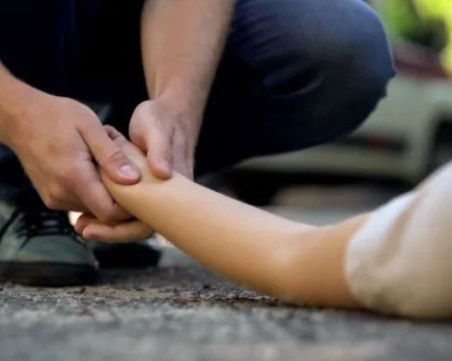 Шест години затвор за младеж, блъснал смъртоносно 3-годишно момиче и избягал