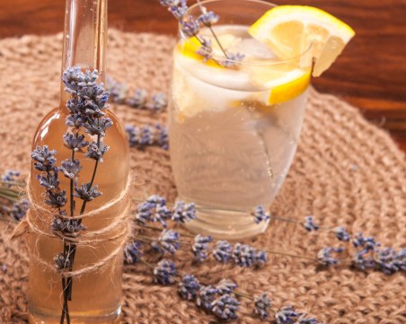 Сироп от лавандула и лимонада с лавандула