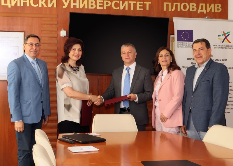 Ректорът на Медицински университет – Пловдив проф. д-р Мариана Мурджева